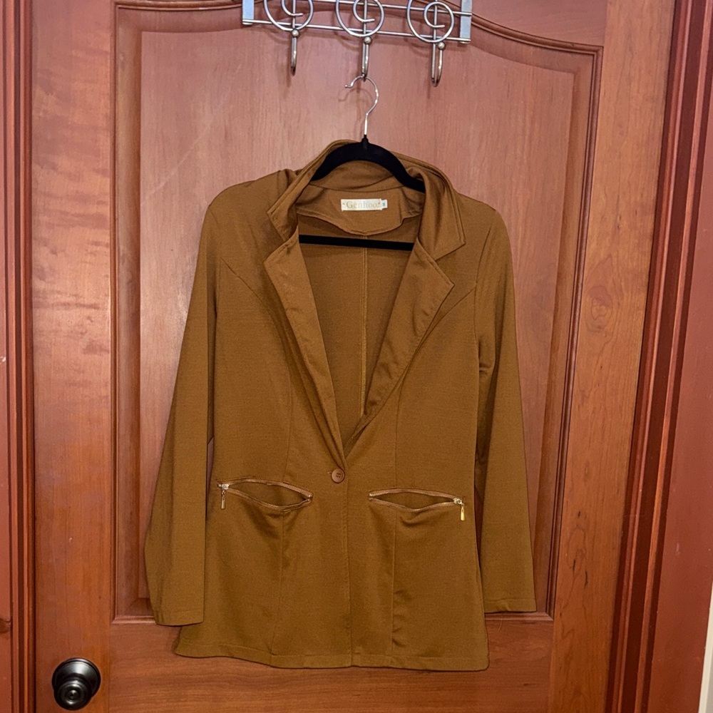 Women's Tan Single-Button Blazer with Zip-Accent Pockets